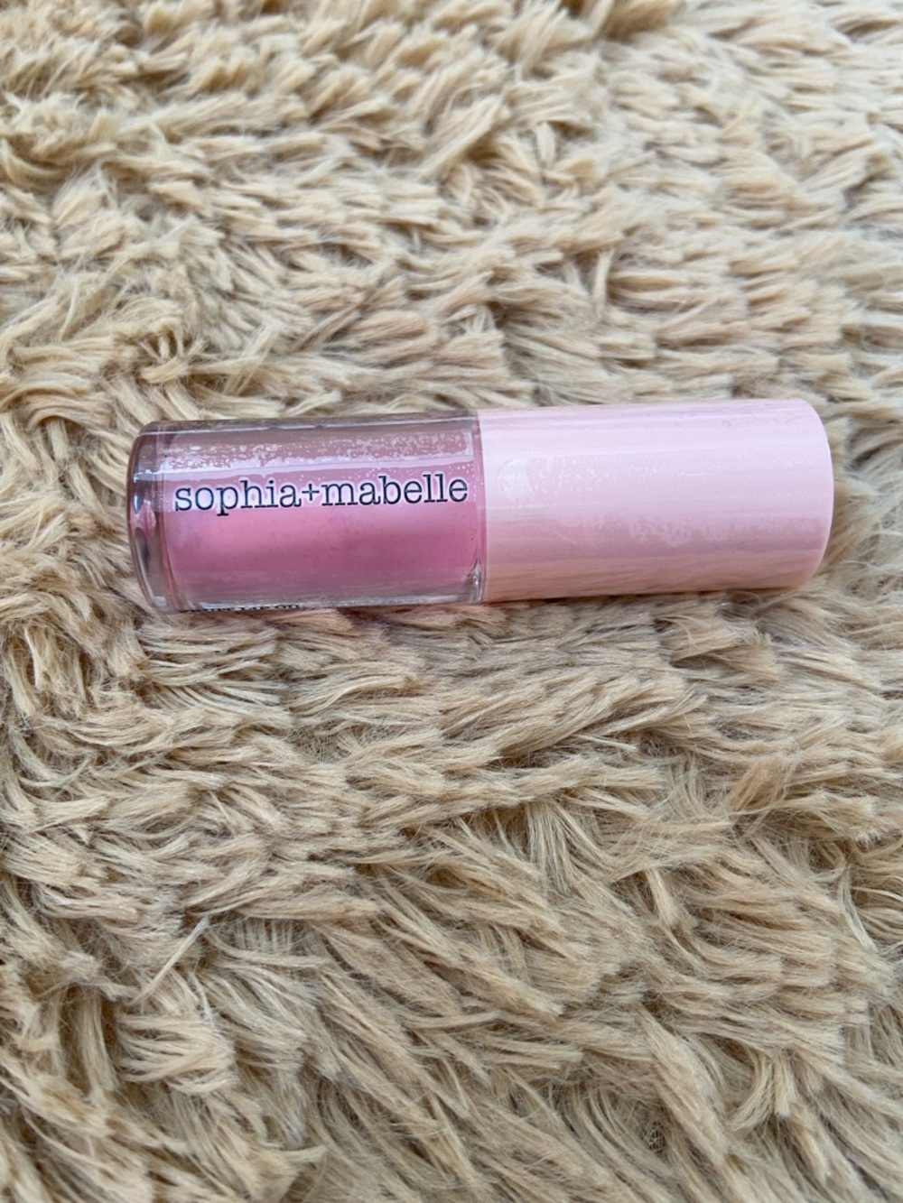 🆕 Sophia+Mabelle Fruit Lip Oil in Watermelon